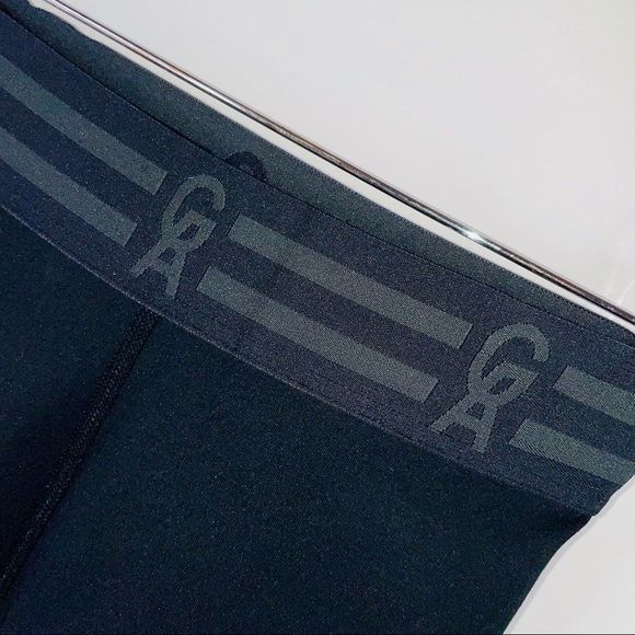 Good American Black The Icon Capri Leggings Crop - Picture 6 of 10